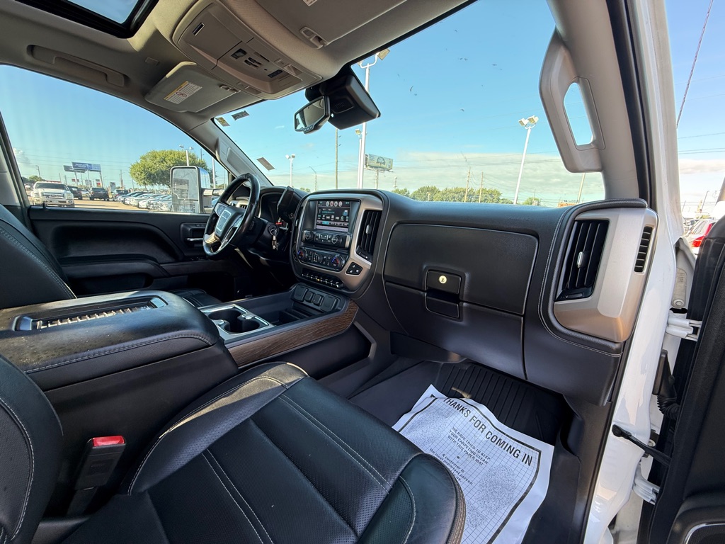 Photo 17 of this GMC SIERRA 2500HD