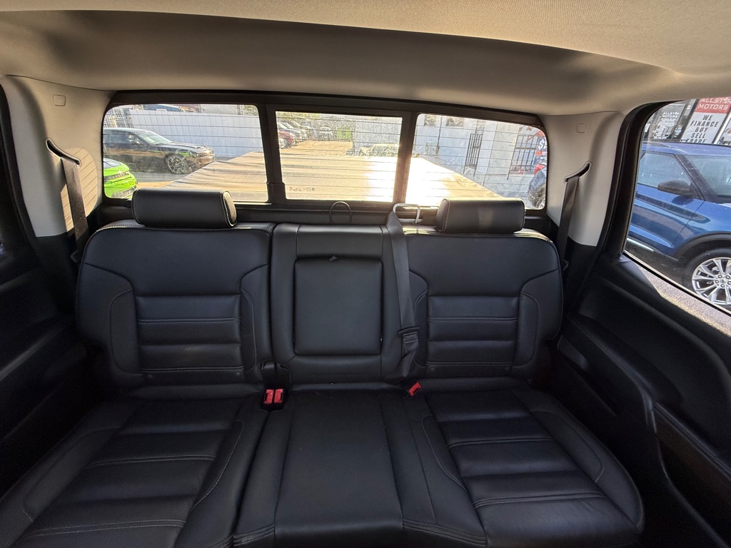 Photo 18 of this GMC SIERRA 2500HD