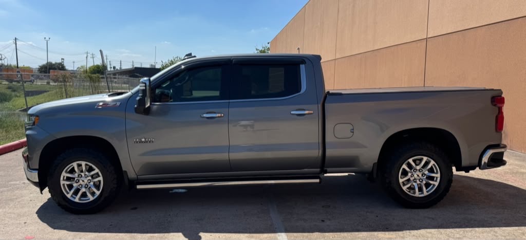 Photo 7 of this CHEVROLET SILVERADO 1500