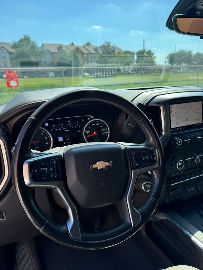 Photo 15 of this CHEVROLET SILVERADO 1500