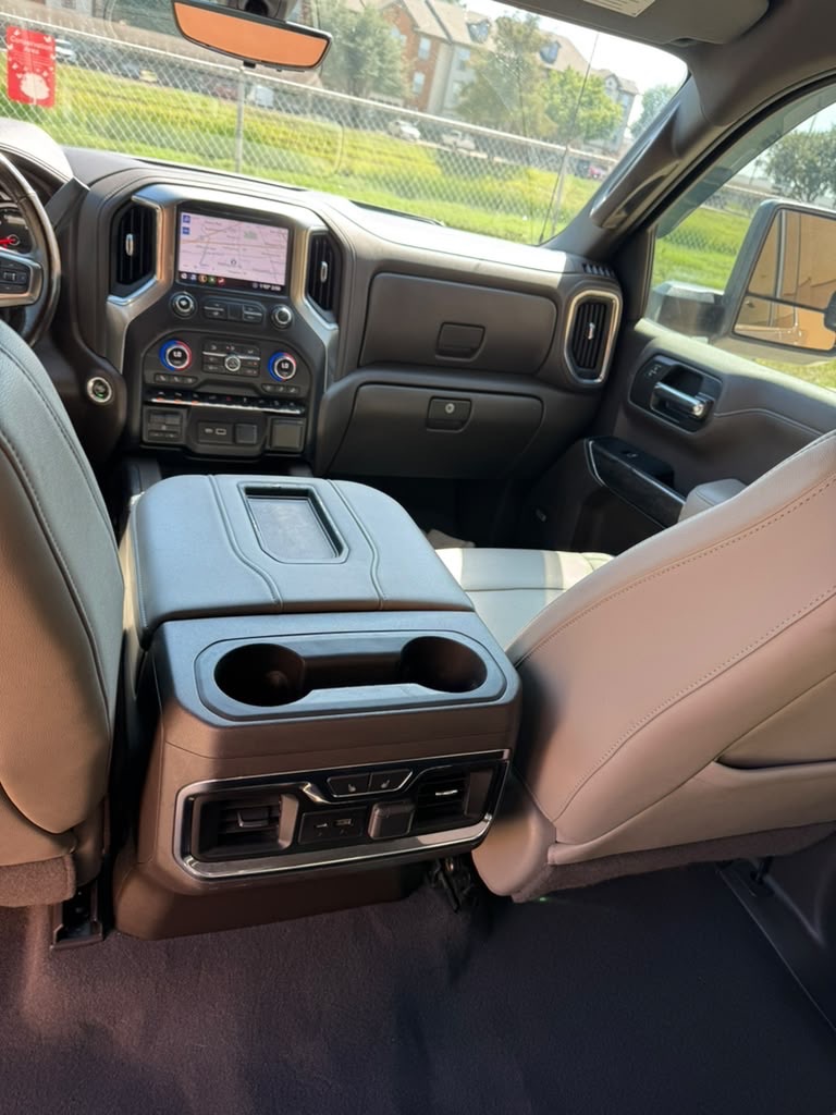 Photo 14 of this CHEVROLET SILVERADO 1500