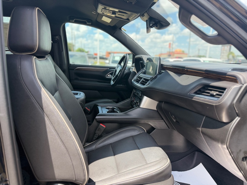 Photo 12 of this CHEVROLET TAHOE