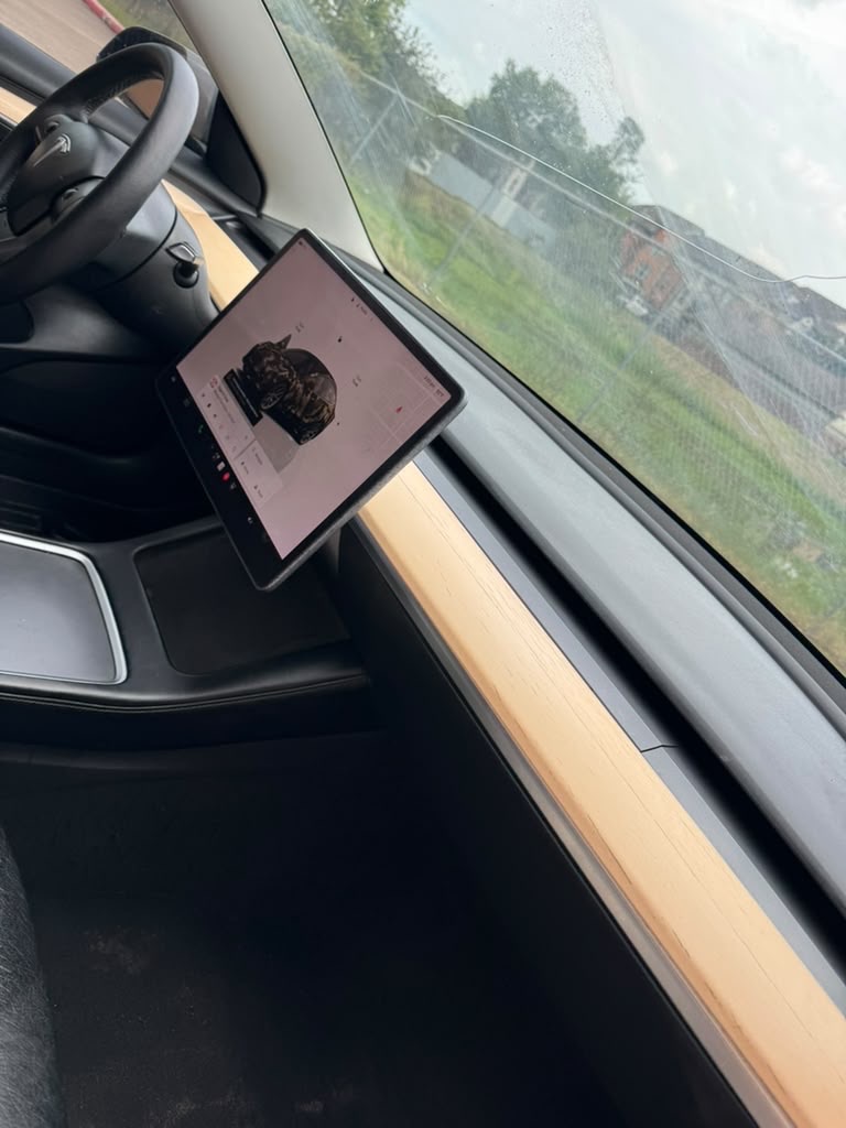 Photo 15 of this TESLA MODEL 3