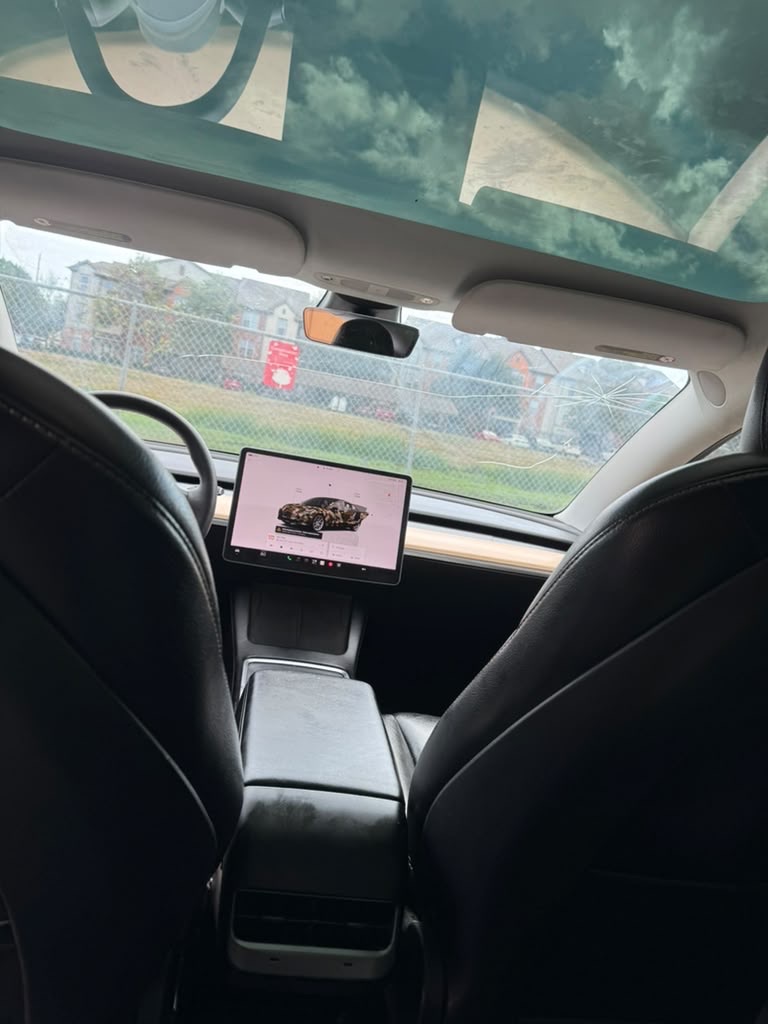 Photo 13 of this TESLA MODEL 3