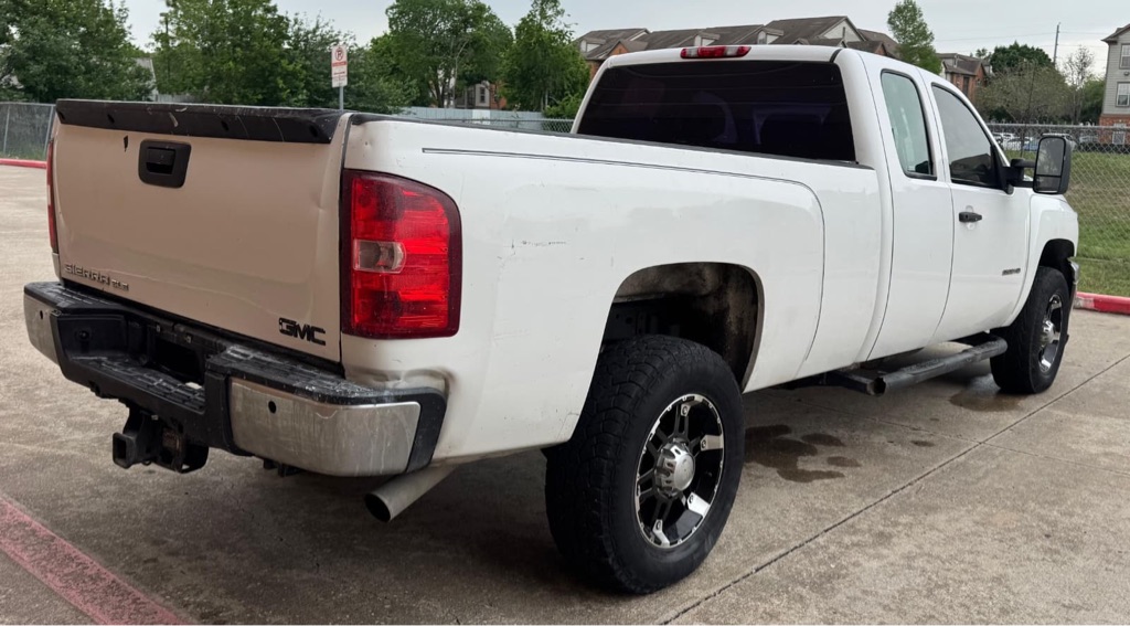 Photo 4 of this CHEVROLET SILVERADO 3500H