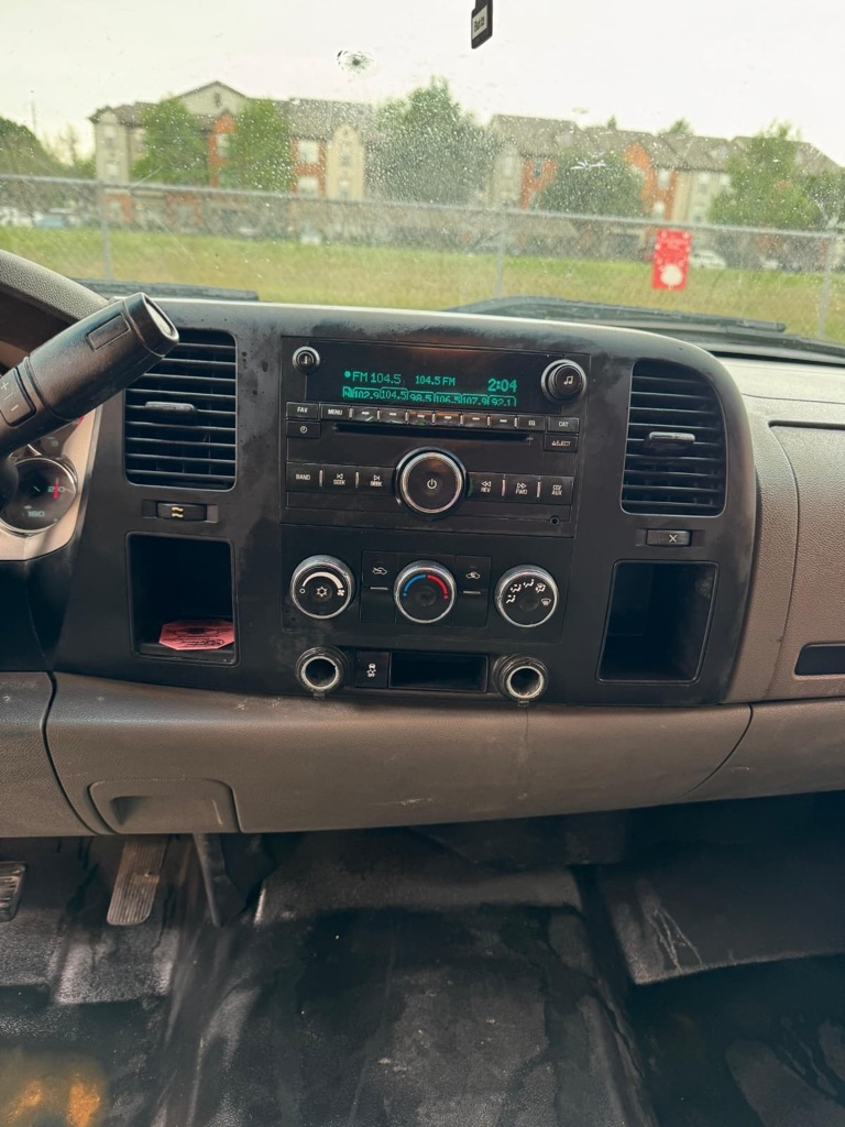 Photo 12 of this CHEVROLET SILVERADO 3500H