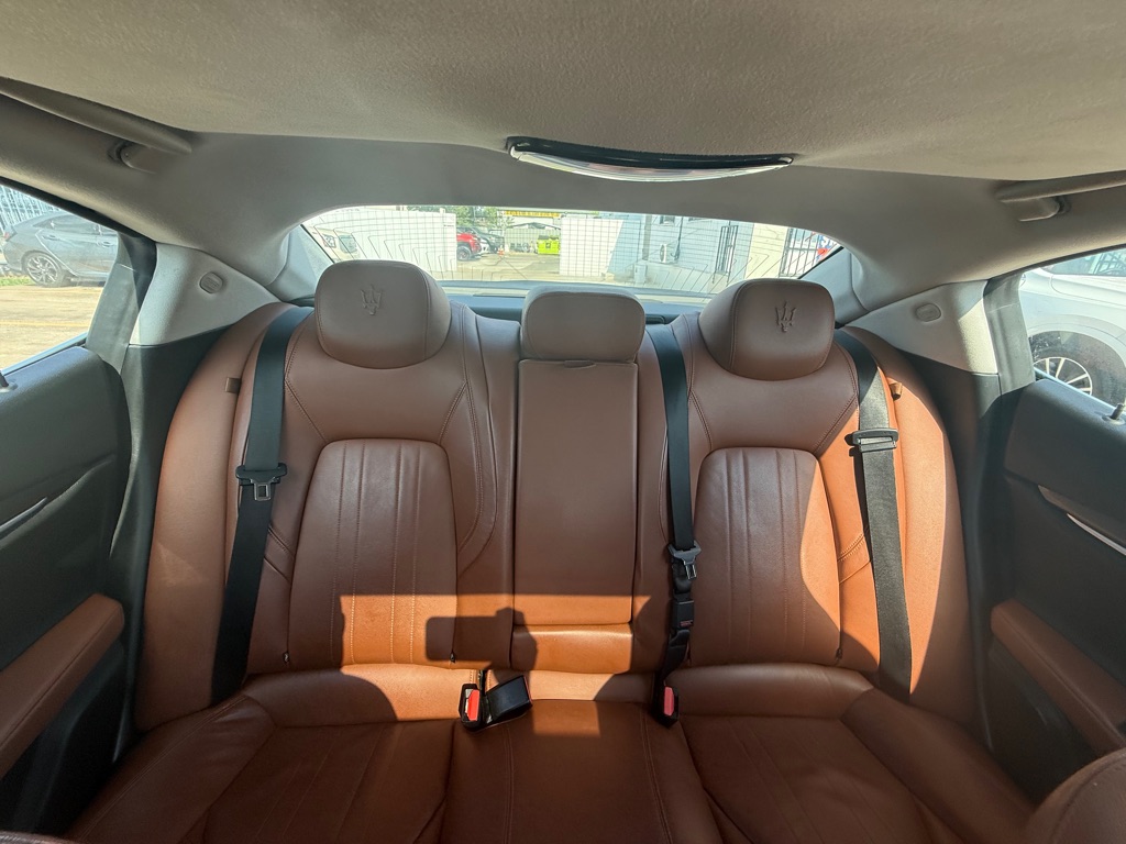 Photo 22 of this MASERATI GHIBLI