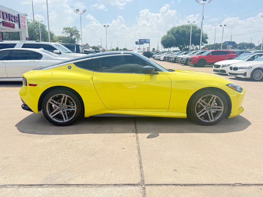 Photo 8 of this NISSAN Z