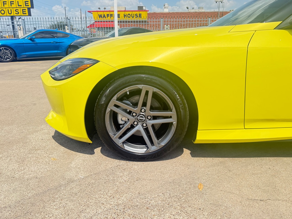 Photo 9 of this NISSAN Z