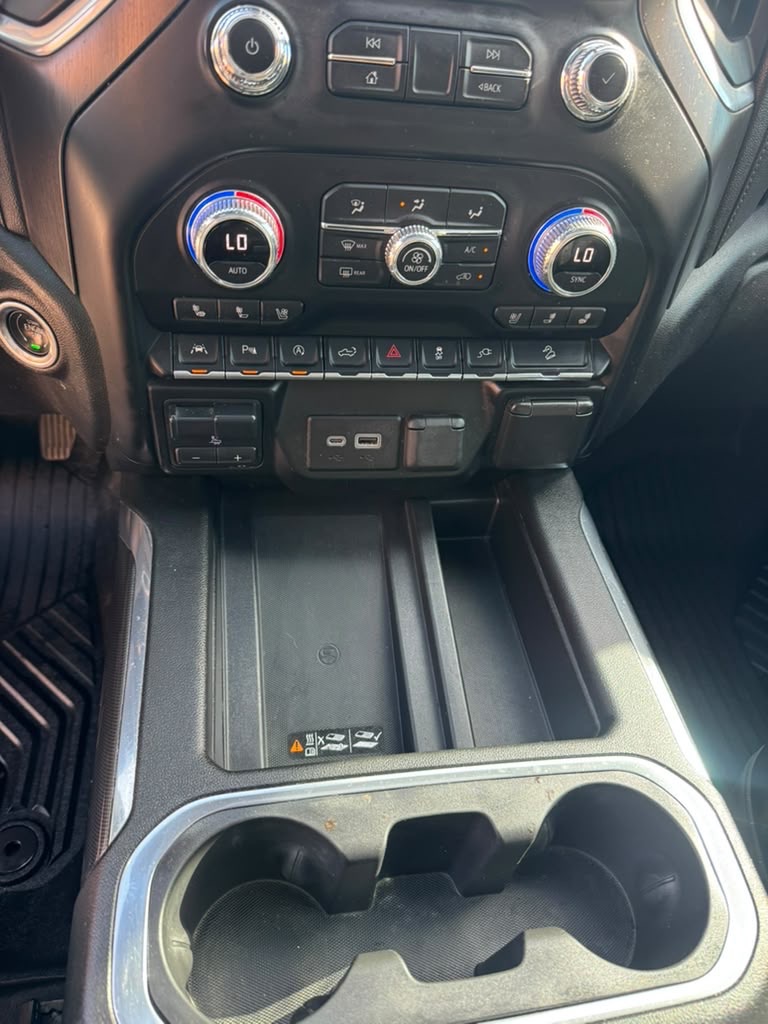 Photo 16 of this GMC SIERRA 1500