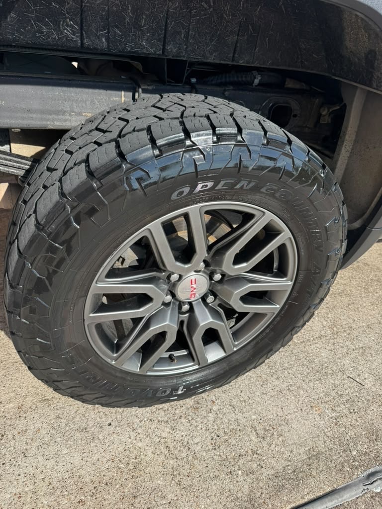 Photo 11 of this GMC SIERRA 1500
