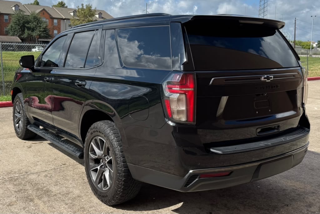 Photo 4 of this CHEVROLET TAHOE
