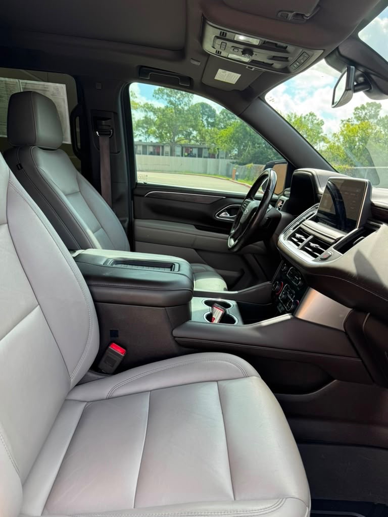 Photo 11 of this CHEVROLET TAHOE