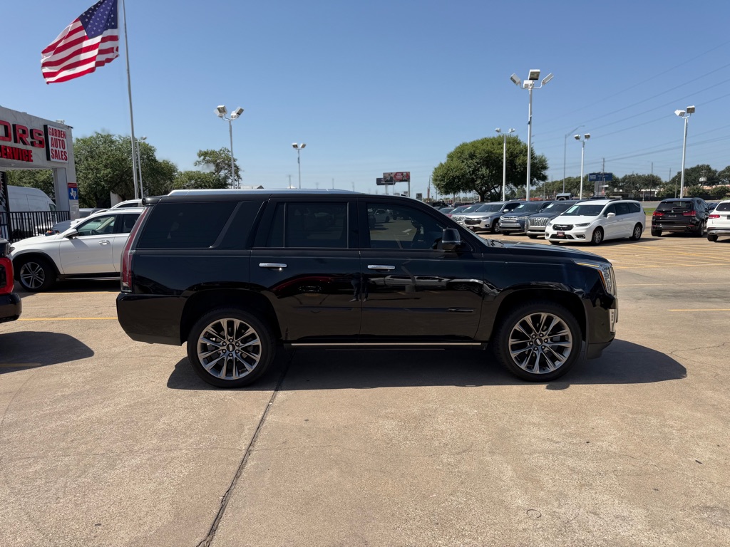 Photo 6 of this CADILLAC ESCALADE