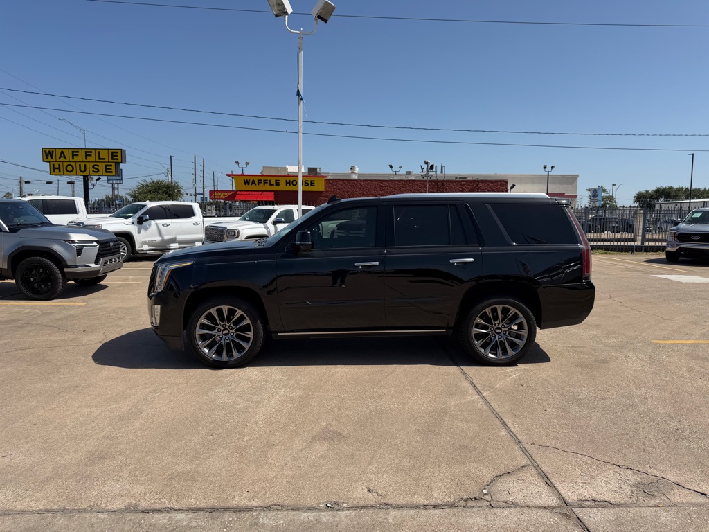 Photo 5 of this CADILLAC ESCALADE