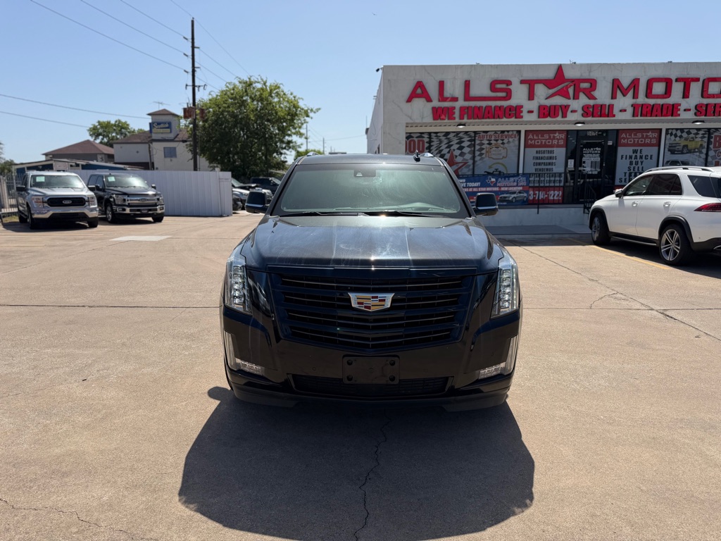 Photo 2 of this CADILLAC ESCALADE