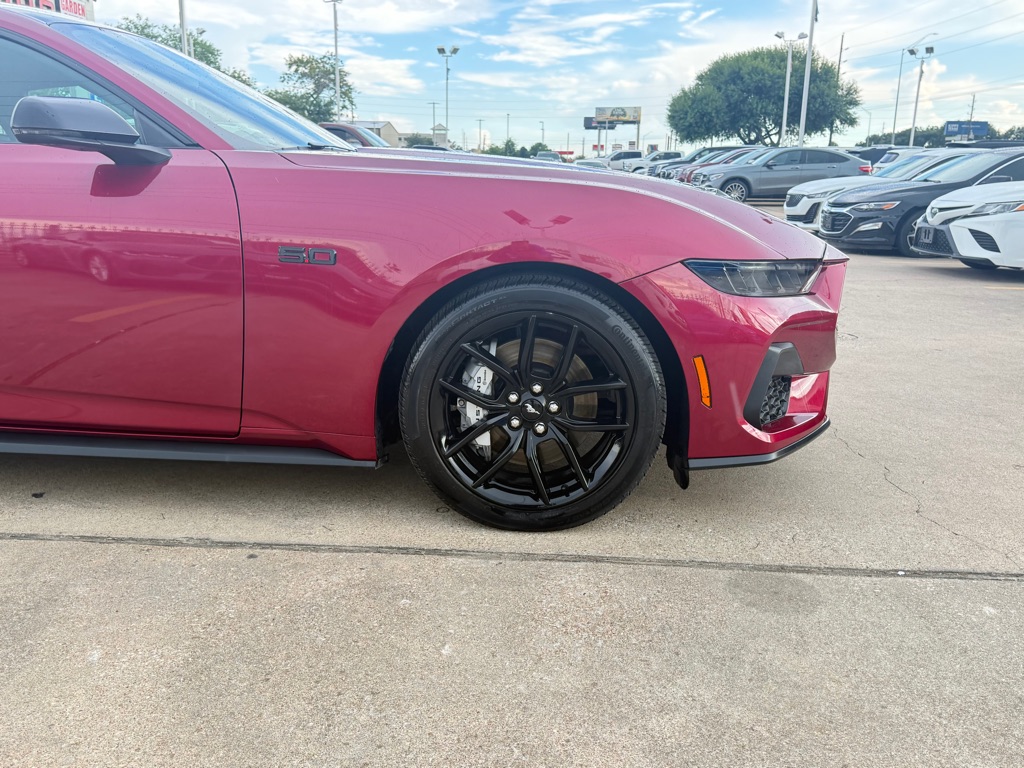 Photo 9 of this FORD MUSTANG