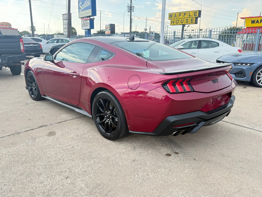 Photo 5 of this FORD MUSTANG