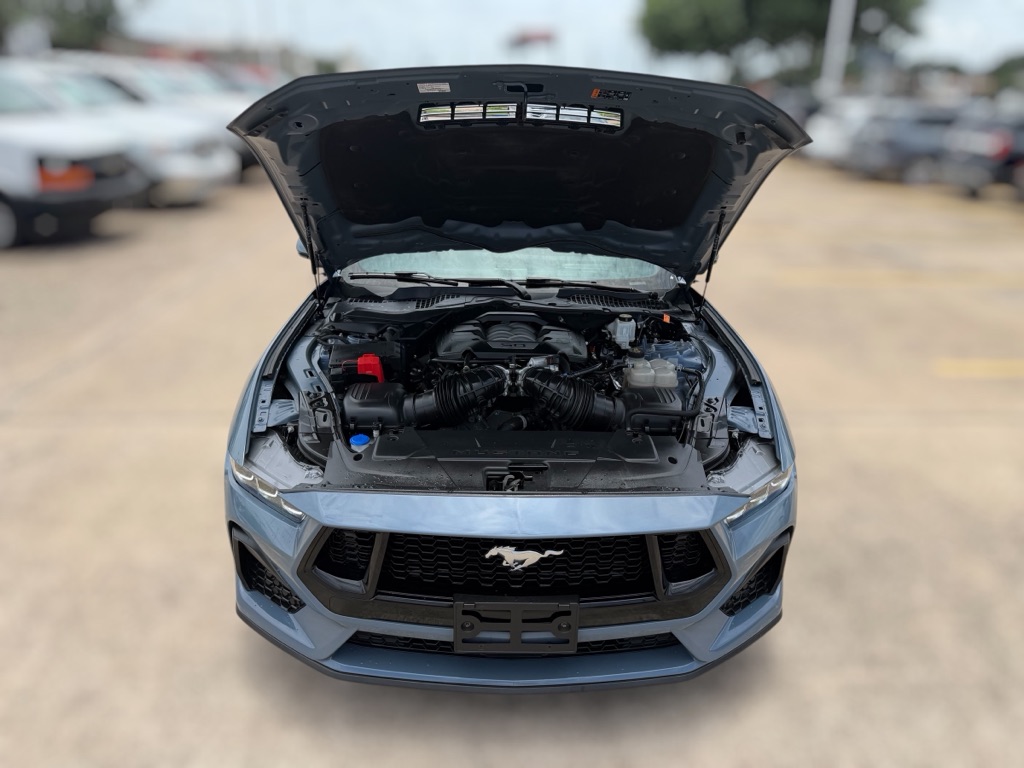 Photo 5 of this FORD MUSTANG
