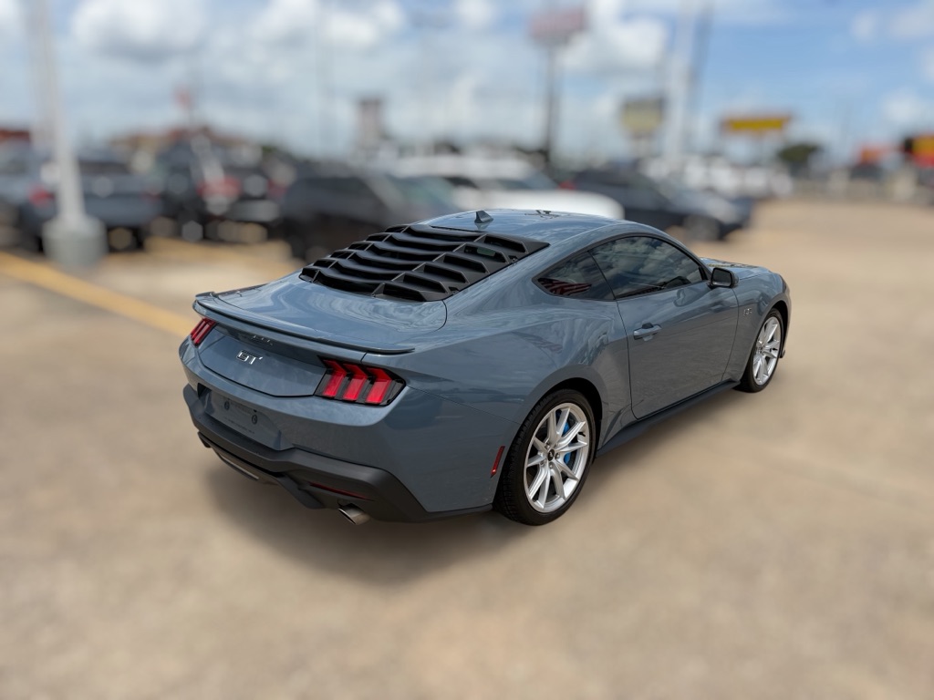 Photo 12 of this FORD MUSTANG