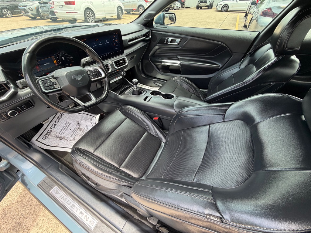 Photo 18 of this FORD MUSTANG