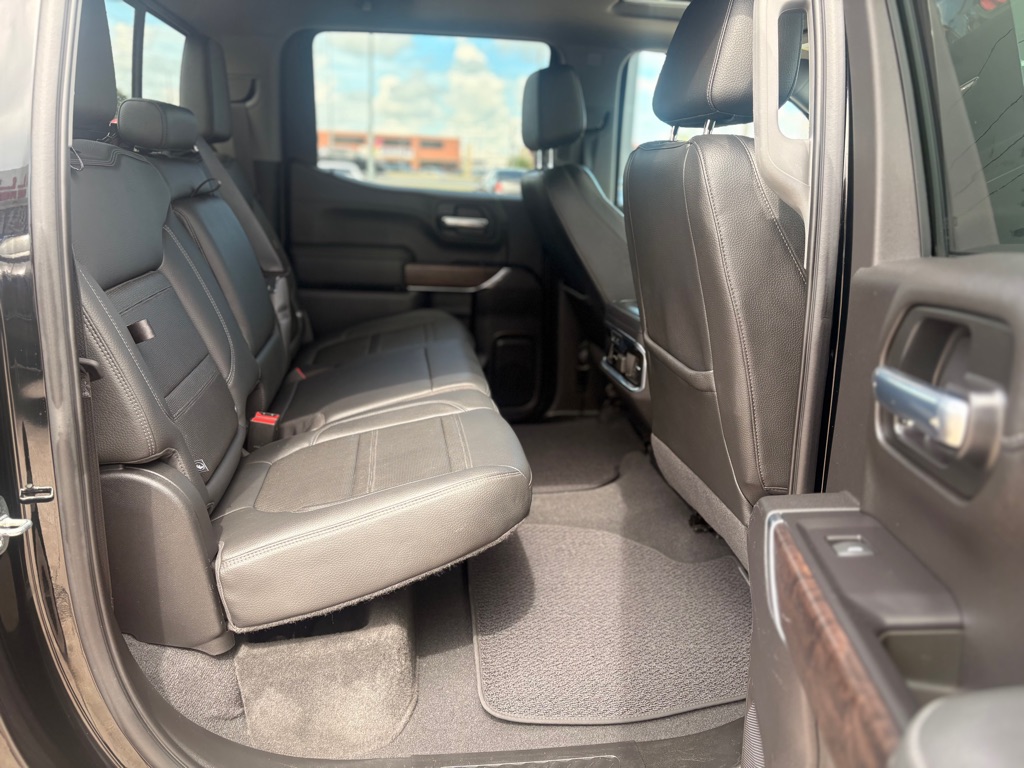 Photo 11 of this GMC SIERRA 1500
