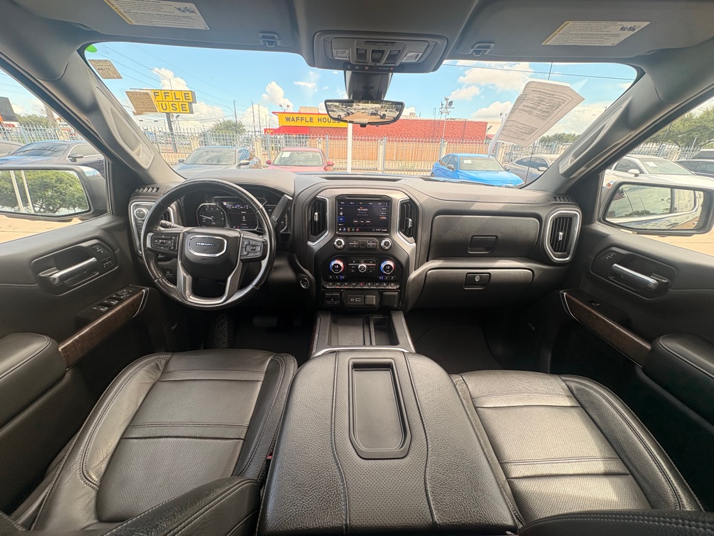 Photo 18 of this GMC SIERRA 1500