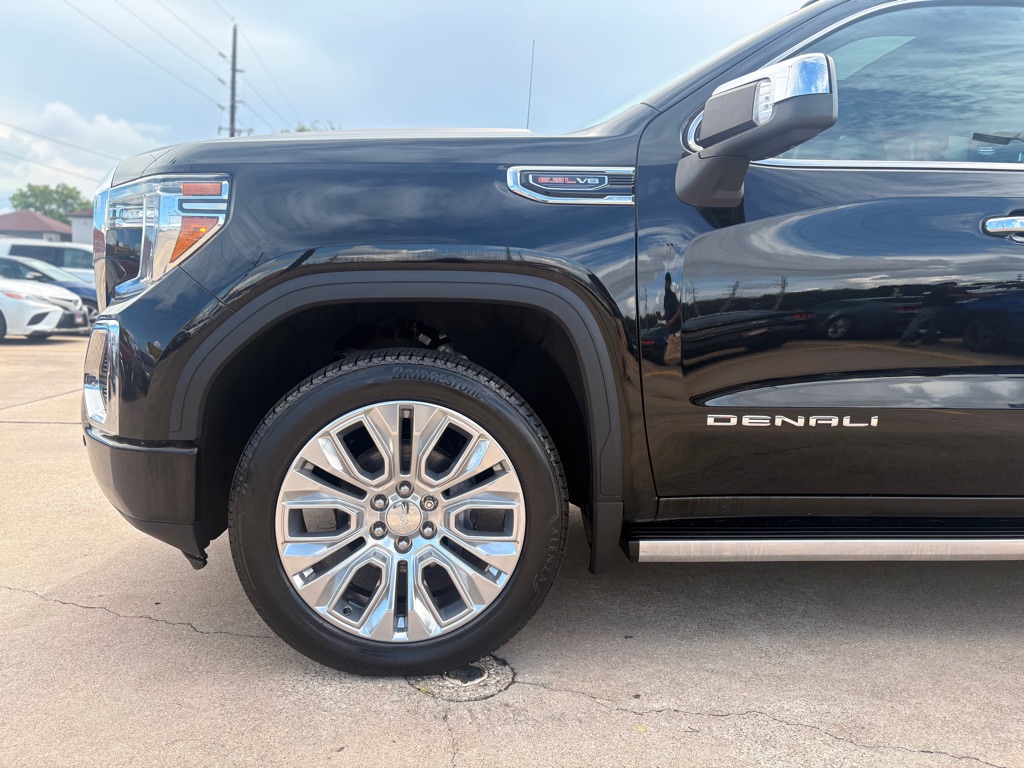 Photo 4 of this GMC SIERRA 1500