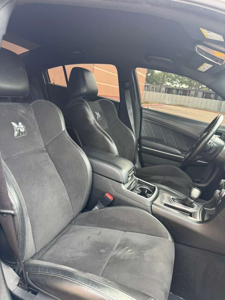 Photo 19 of this DODGE CHARGER