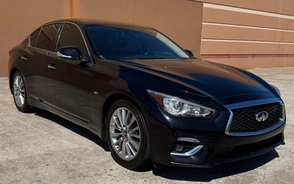 INFINITI Q50 3.0t Luxe RWD