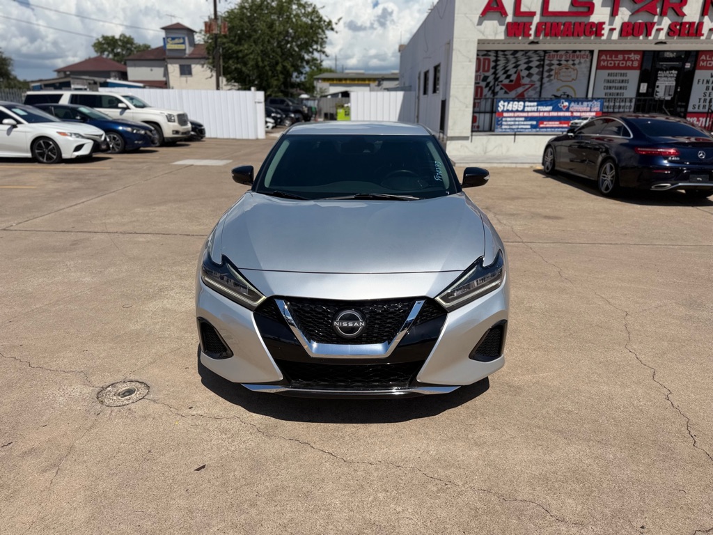 Photo 2 of this NISSAN MAXIMA