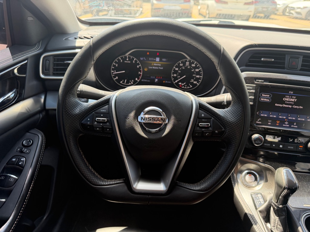 Photo 20 of this NISSAN MAXIMA