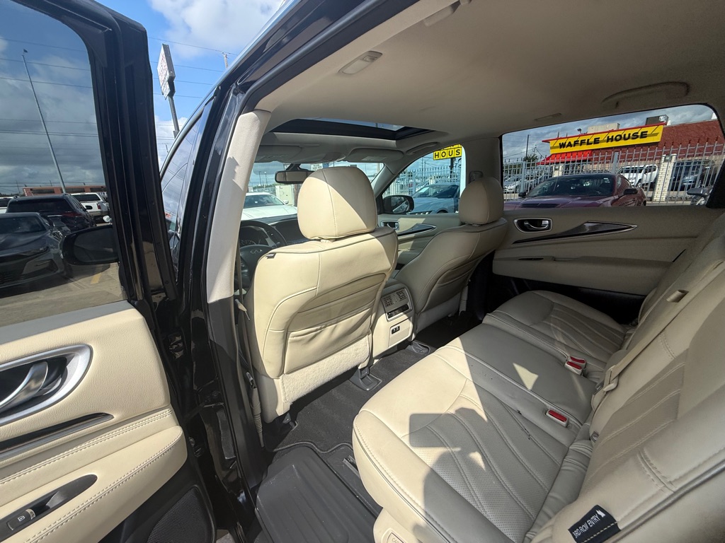 Photo 14 of this INFINITI QX60