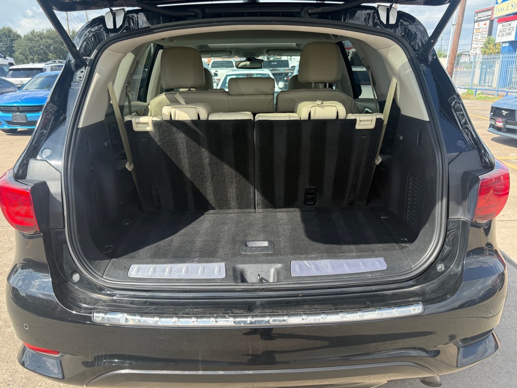 Photo 16 of this INFINITI QX60