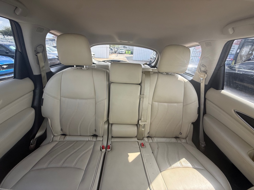 Photo 21 of this INFINITI QX60