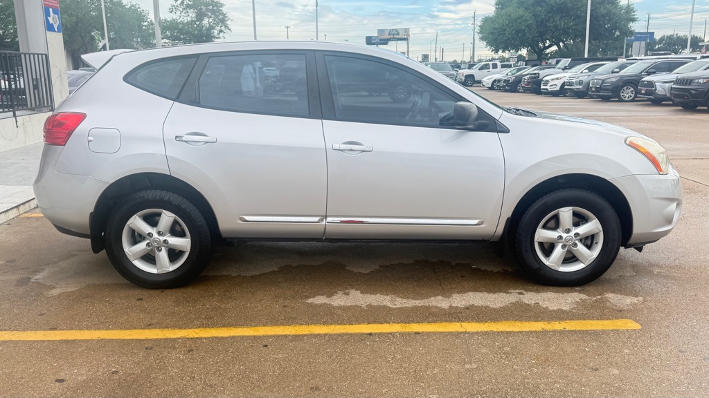 Photo 6 of this NISSAN ROGUE