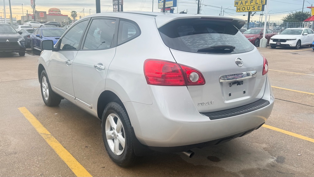Photo 4 of this NISSAN ROGUE