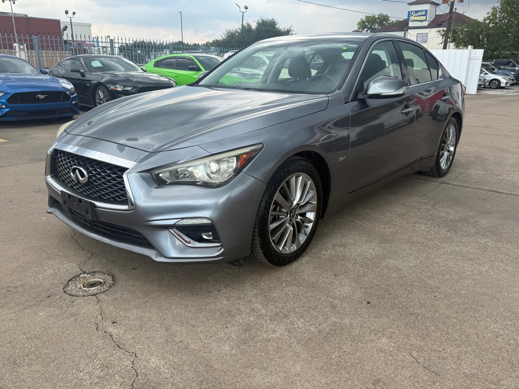Photo 3 of this INFINITI Q50