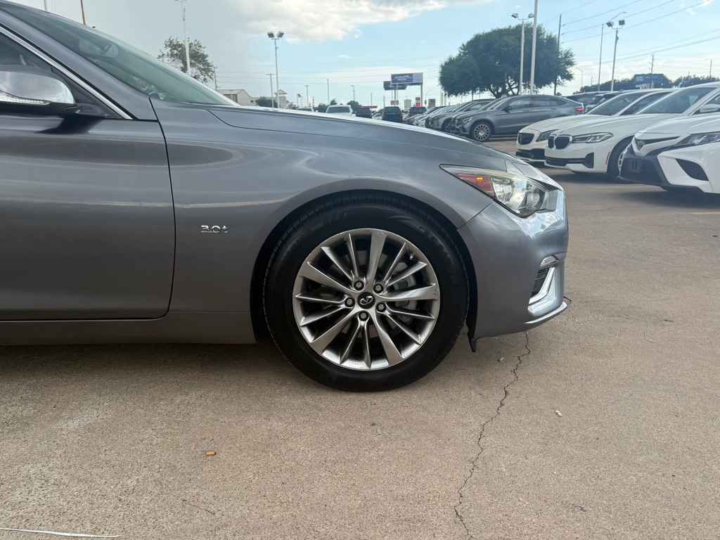 Photo 9 of this INFINITI Q50