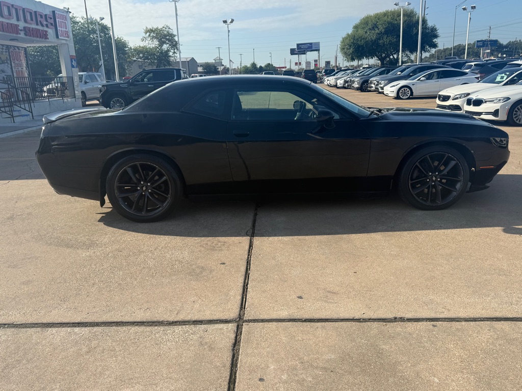 Photo 7 of this DODGE CHALLENGER
