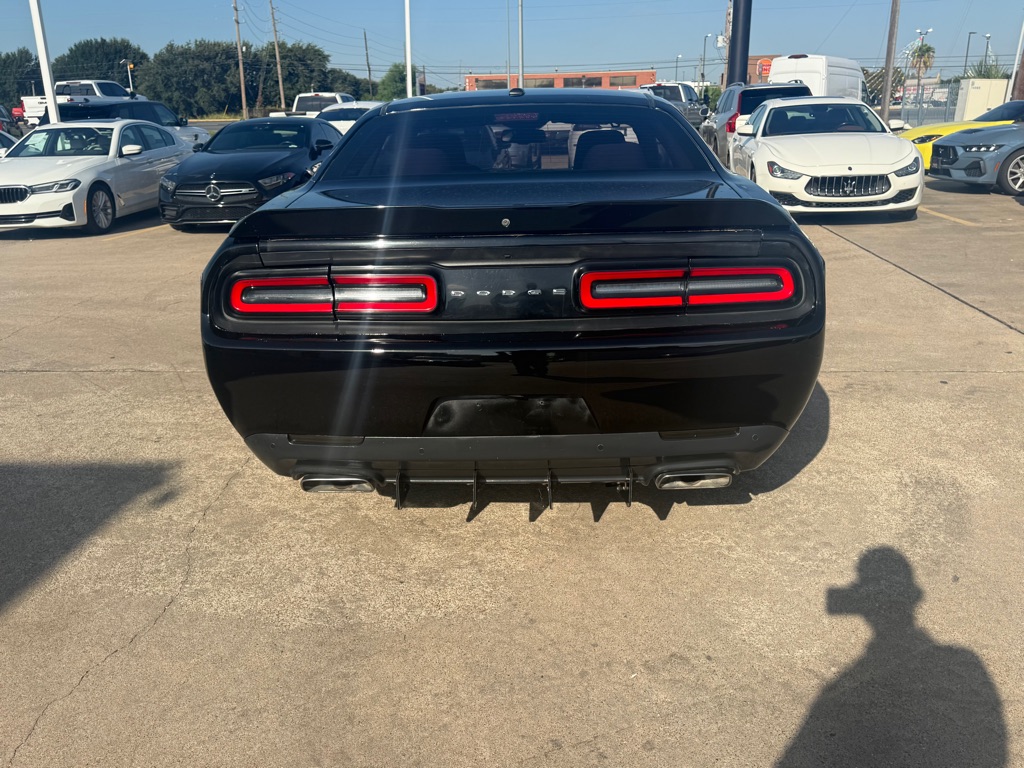 Photo 5 of this DODGE CHALLENGER