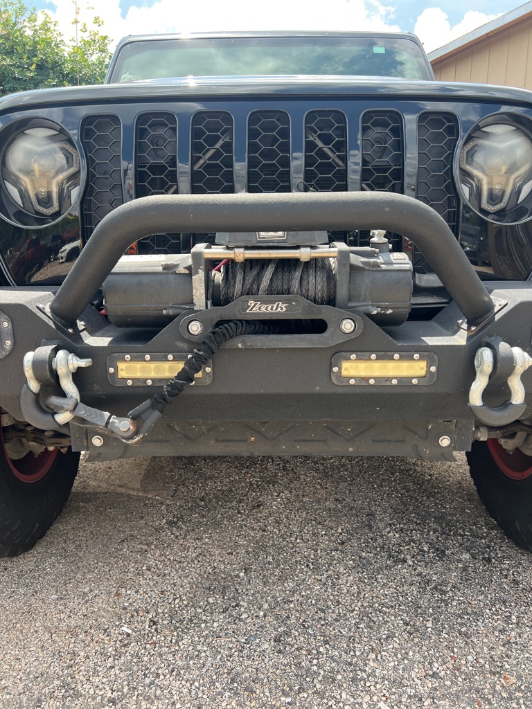 Photo 9 of this JEEP GLADIATOR