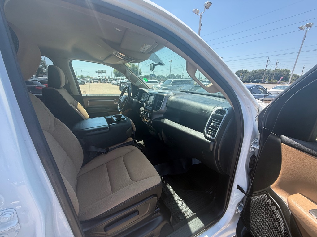 Photo 19 of this RAM 1500