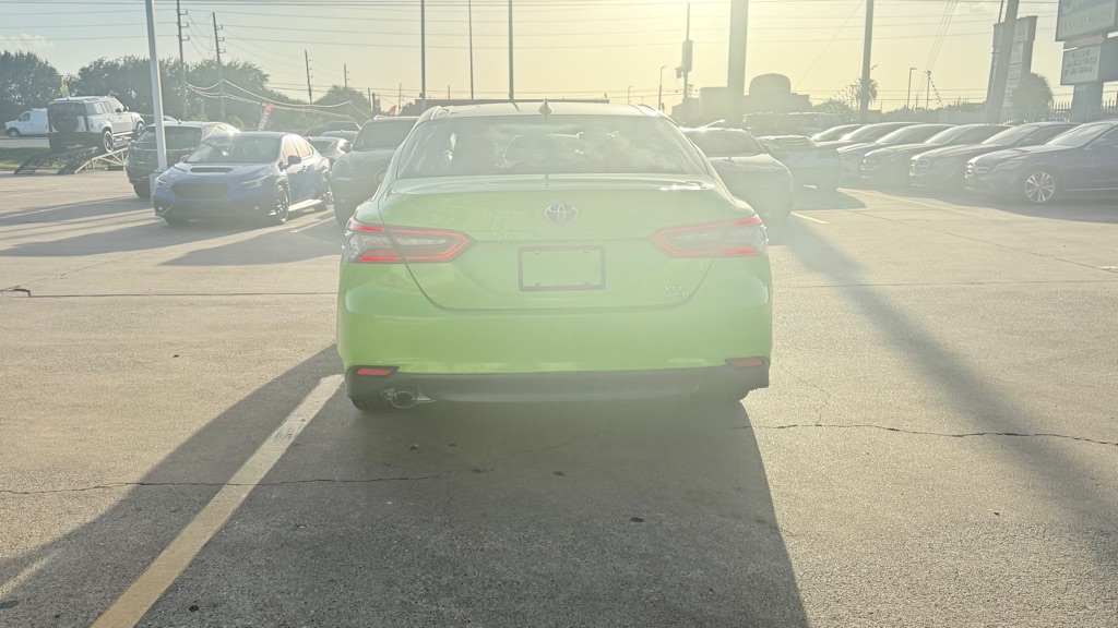 Photo 6 of this TOYOTA CAMRY HYBRID