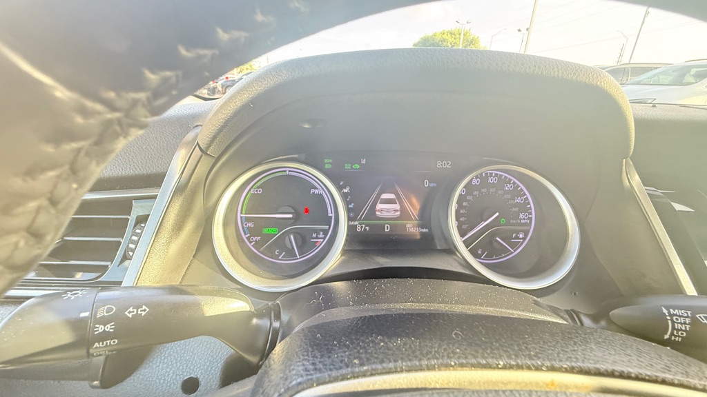 Photo 23 of this TOYOTA CAMRY HYBRID