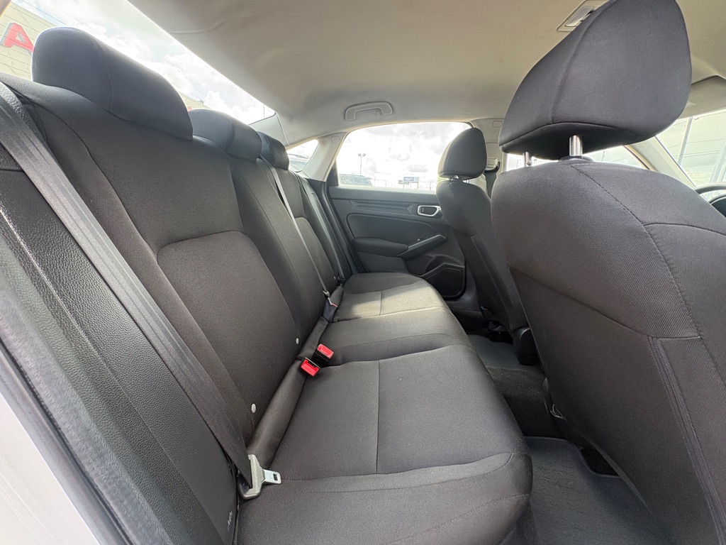 Photo 13 of this HONDA CIVIC