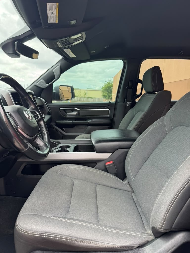 Photo 10 of this RAM 1500