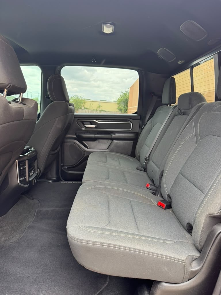 Photo 12 of this RAM 1500