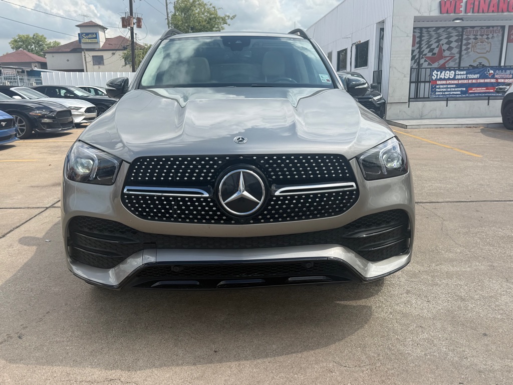 Photo 2 of this MERCEDES-BENZ GLE