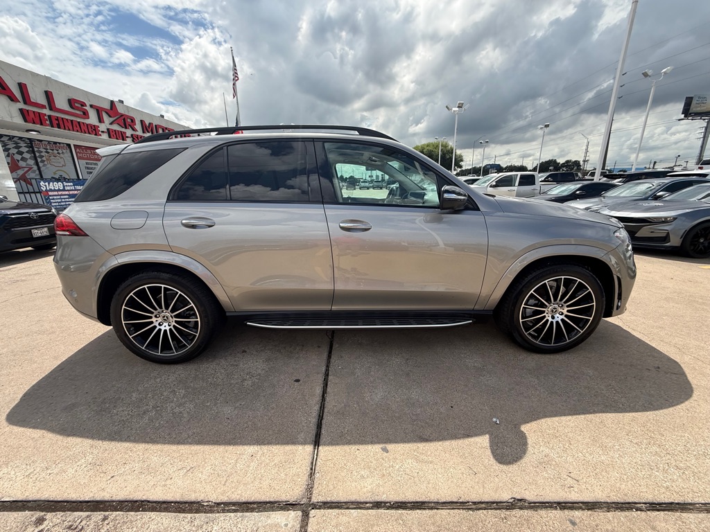 Photo 8 of this MERCEDES-BENZ GLE